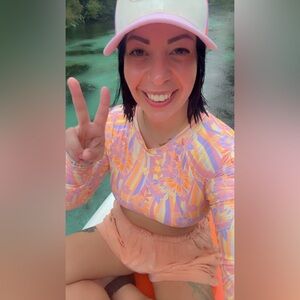 Meet your Posher, Laura